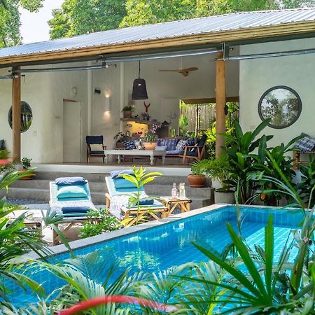 Dhyana Villas Hinkong Bagian luar foto